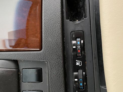 Used 2014 Lexus RX 350 350 Sport Utility 4D w/ Navigation Package image 14