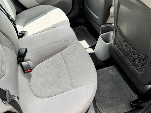 Used 2016 Hyundai Accent SE FWD image 6