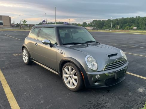 Used 2005 MINI Cooper S image 1