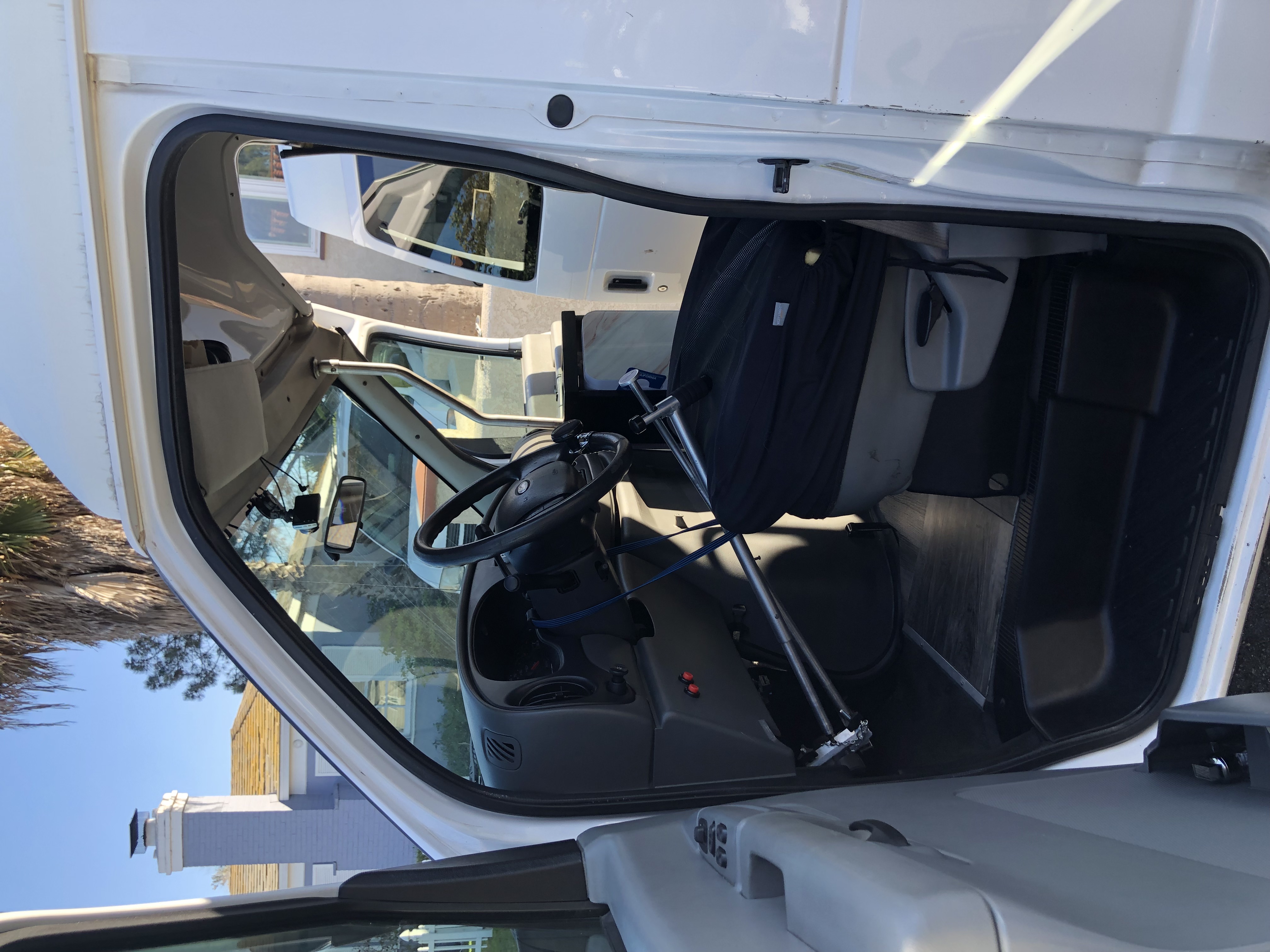 Used 2007 Ford E-350 and Econoline 350 Extended Super Duty RWD image 27