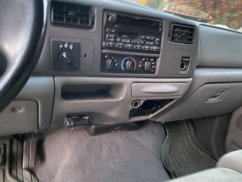 Used 1999 Ford F250 4x4 Crew Cab Super Duty image 8