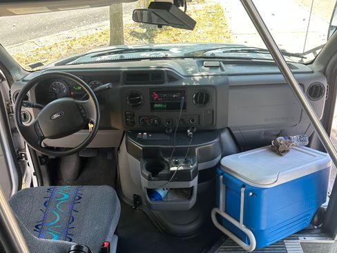 Used 2017 Ford E-350 and Econoline 350 Super Duty w/ Shuttle Bus Prep Package image 10