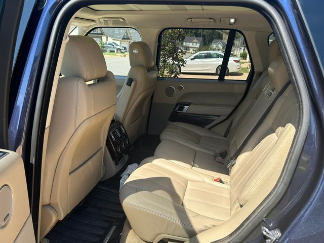 Used 2017 Land Rover Range Rover Supercharged AWD/4WD image 18