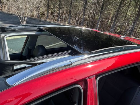 Used 2014 Kia Sorento SX w/ 3rd Row Package image 5