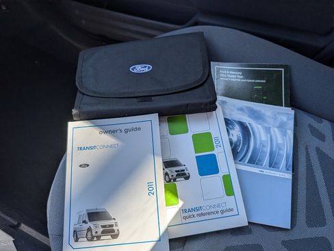 Used 2011 Ford Transit Connect XLT Premium image 13