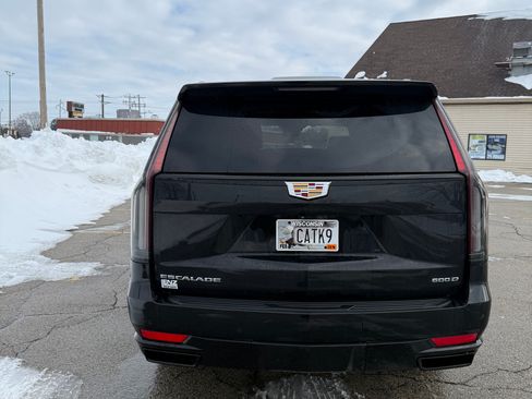 Used 2023 Cadillac Escalade ESV Sport image 6