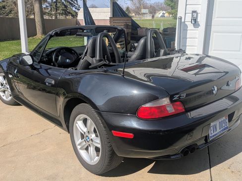 Used 2000 BMW Z3 2.5i image 4