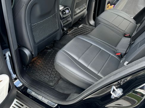 Used 2020 Mercedes-Benz GLE 350 4MATIC image 13