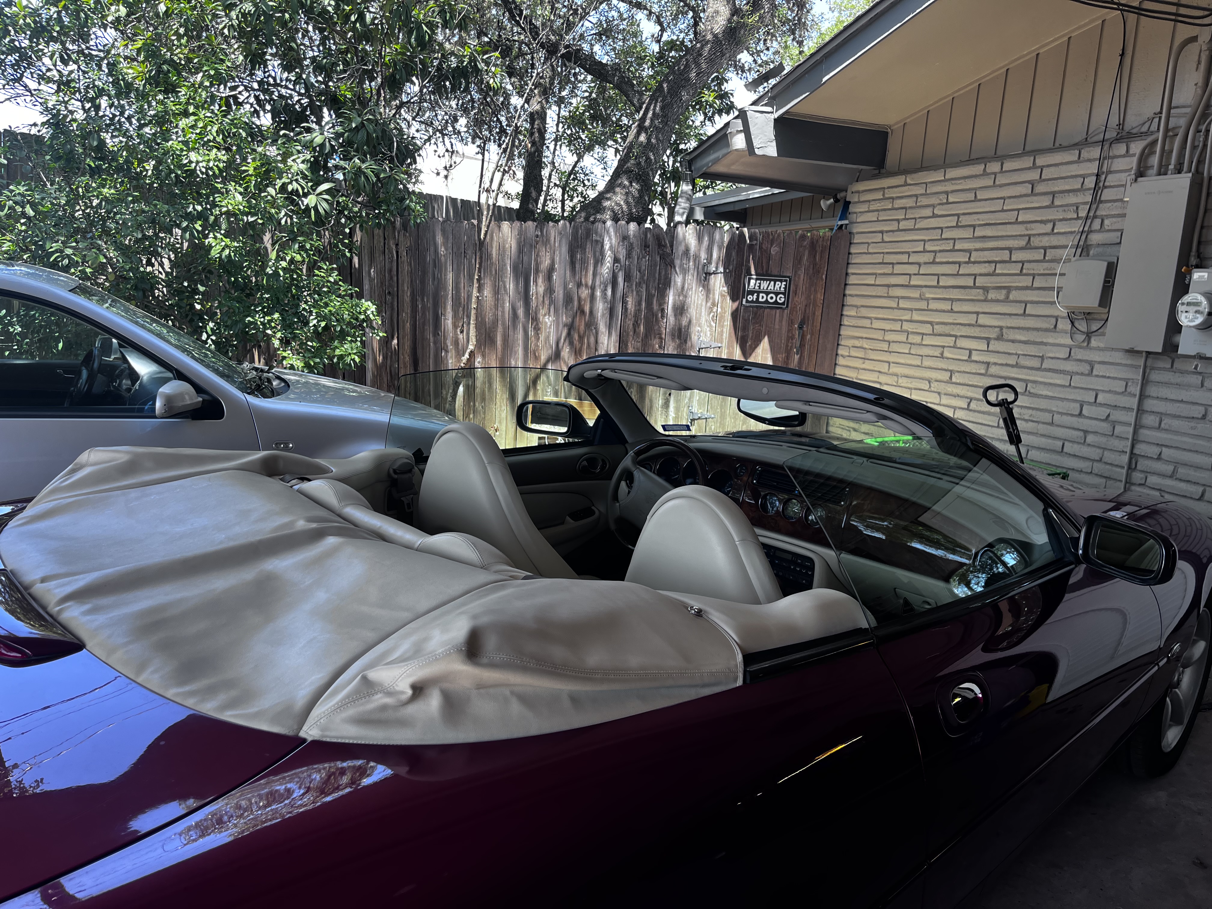 Used 1997 Jaguar XK8 Convertible RWD image 11