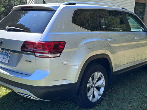 Used 2018 Volkswagen Atlas SE image 4