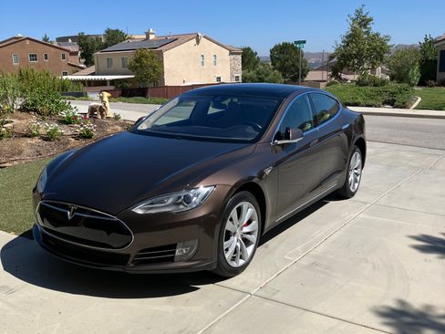 Used 2014 Tesla Model S P85 RWD image 1