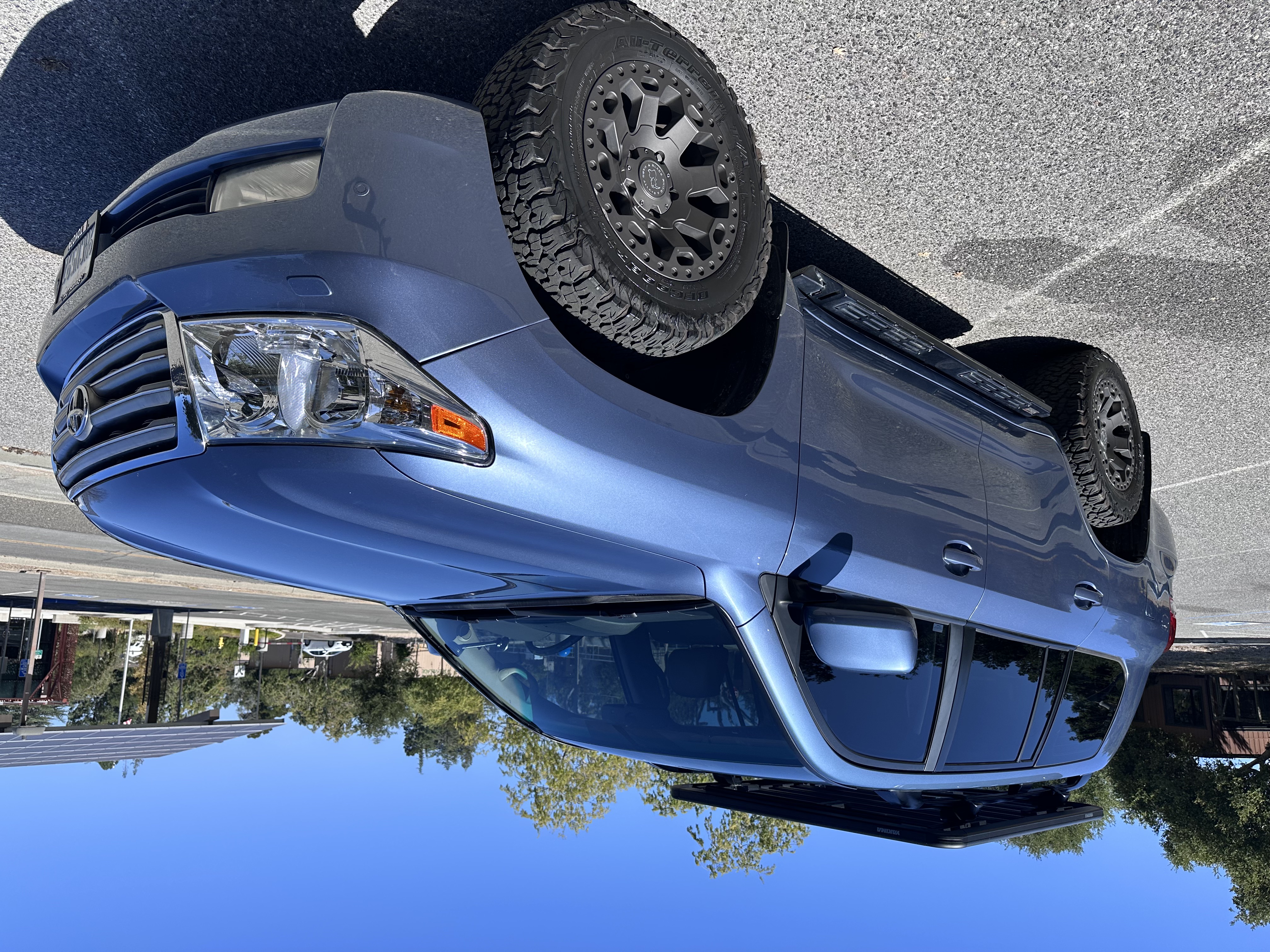 Used 2008 Toyota Land Cruiser AWD/4WD image 17