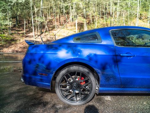 Used 2014 Ford Mustang GT Premium image 22