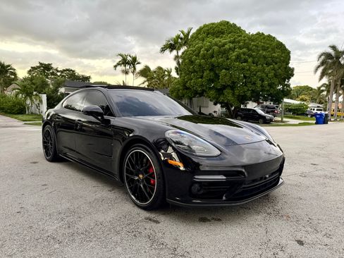 Used 2018 Porsche Panamera Turbo w/ Sport Package image 9