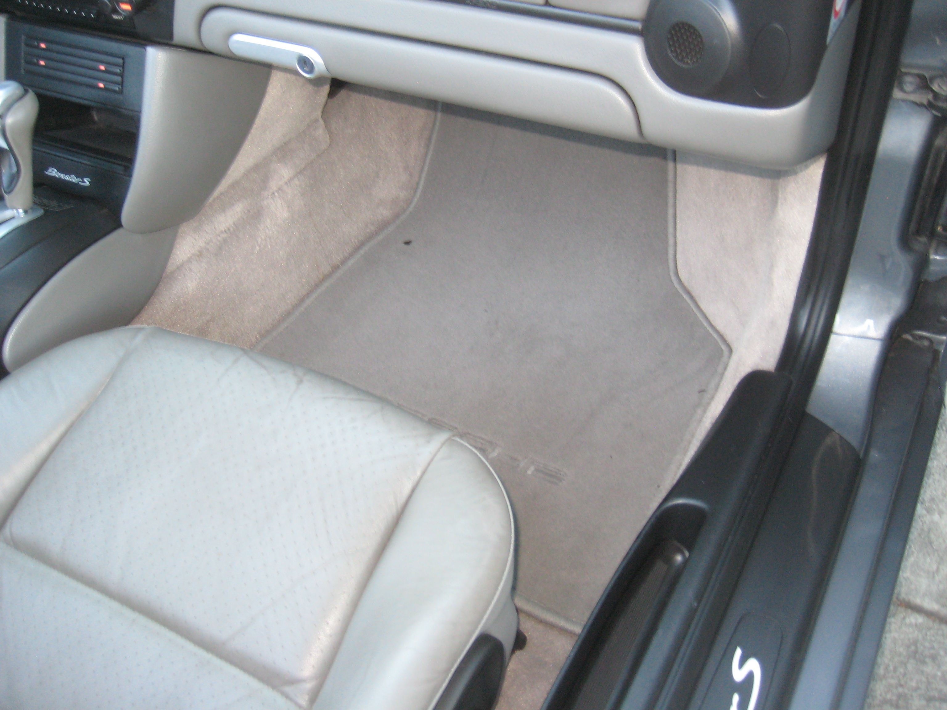 Used 2003 Porsche Boxster S RWD image 15