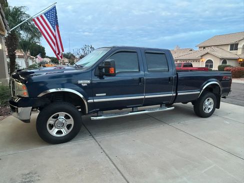 Used 2006 Ford F350 Lariat AWD/4WD image 1