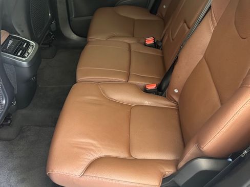 Used 2023 Volvo XC90 B6 Plus w/ Protection Package Premier AWD/4WD image 6