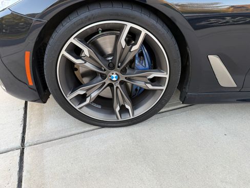 Used 2018 BMW M550i xDrive w/ Dynamic Handling Package AWD/4WD image 12