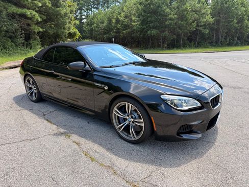 Used 2016 BMW M6 Convertible RWD image 13