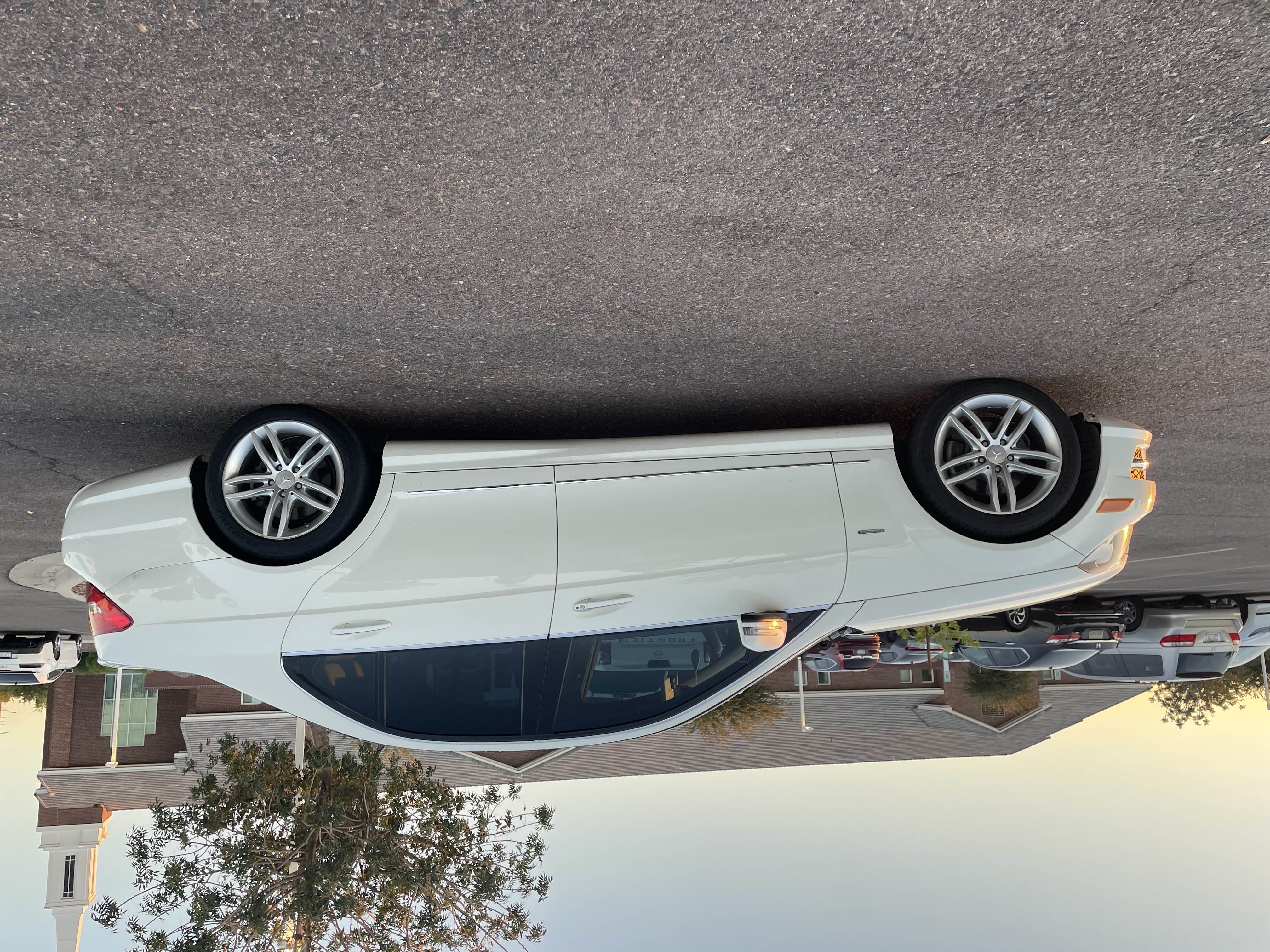 Used 2012 Mercedes-Benz C 250 Sedan image 2