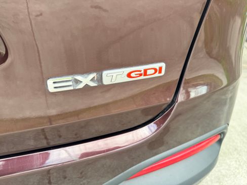 Used 2016 Kia Sorento EX image 30