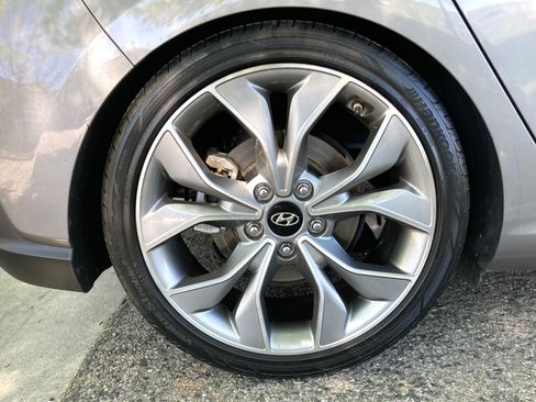 Used 2020 Hyundai Elantra GT N Line image 13