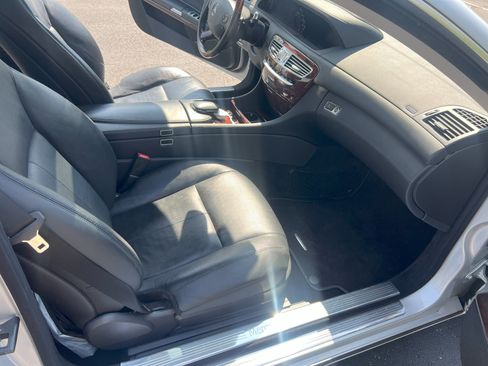 Used 2009 Mercedes-Benz CL 550 4MATIC image 17