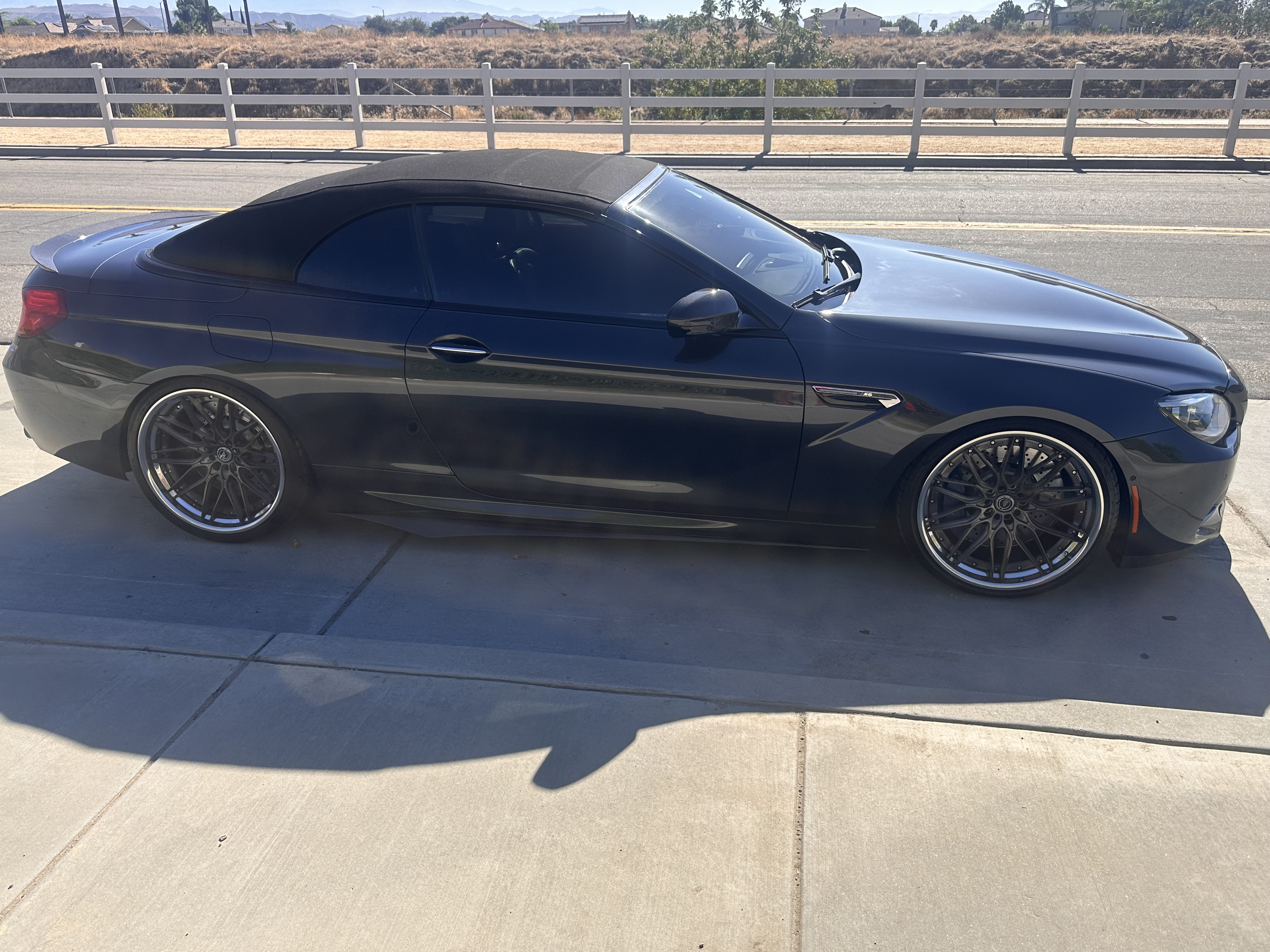 Used 2015 BMW M6 Convertible RWD image 4