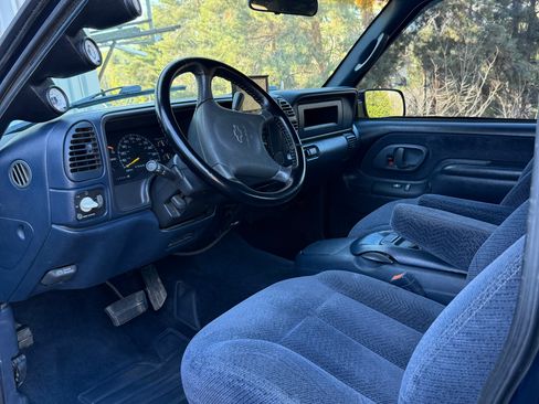 Used 1998 Chevrolet Silverado 2500 4x4 Extended Cab image 15