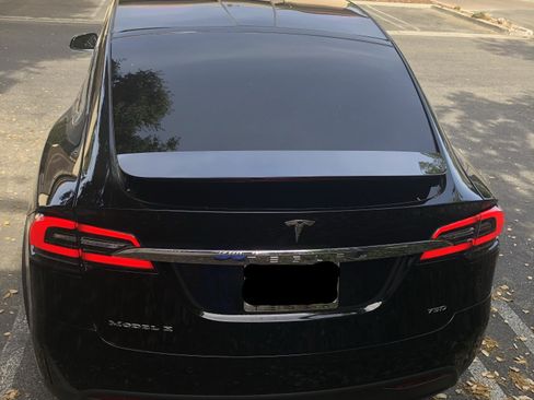 Used 2016 Tesla Model X 75D image 8