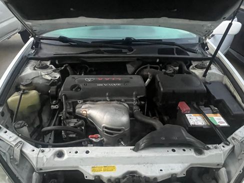 Used 2002 Toyota Camry LE w/ Pkg 1 FWD image 21