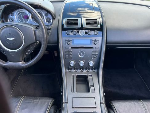 Used 2008 Aston Martin V8 Vantage Roadster RWD image 8