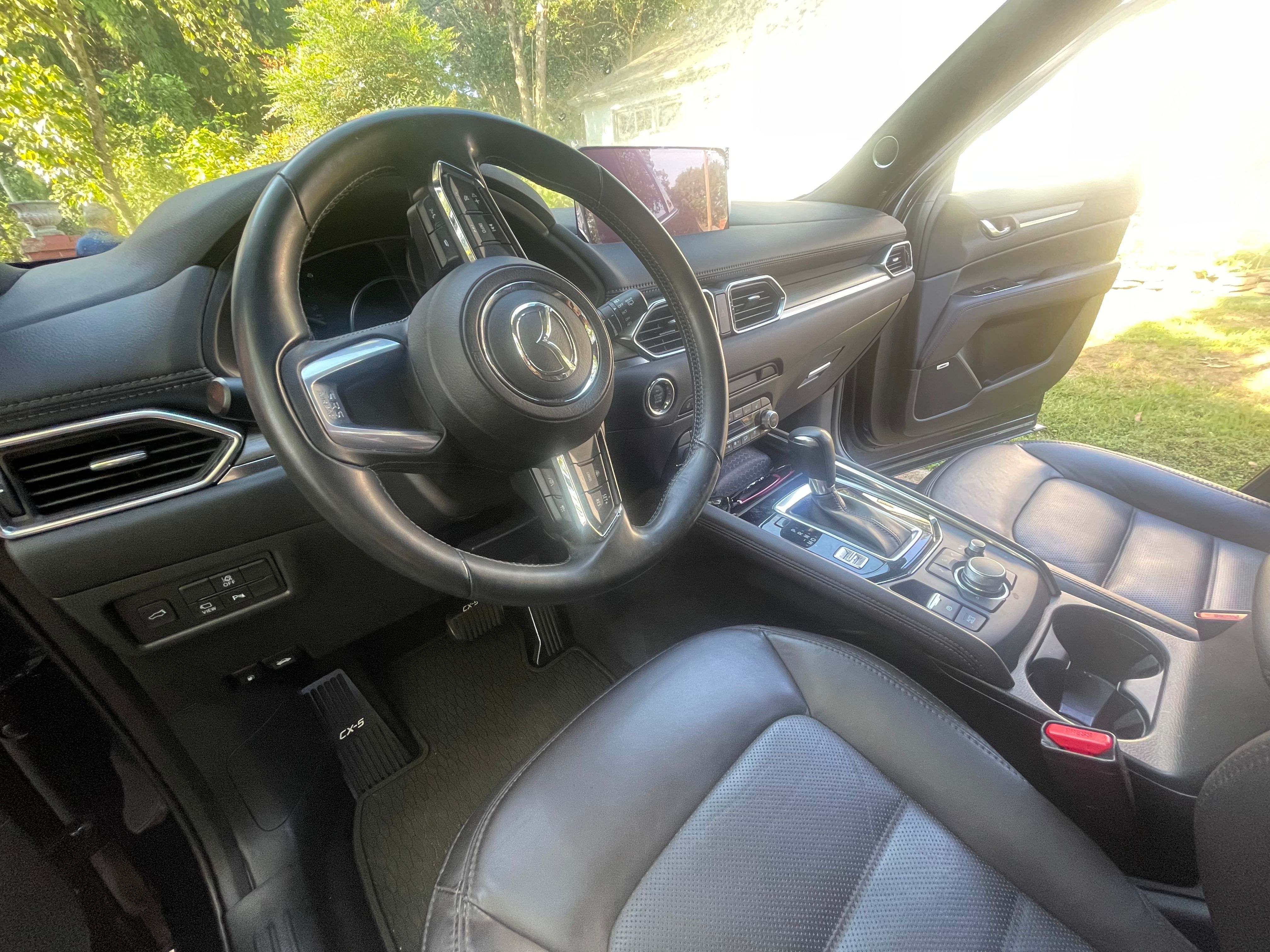 Used 2022 MAZDA CX-5 Signature AWD/4WD image 4
