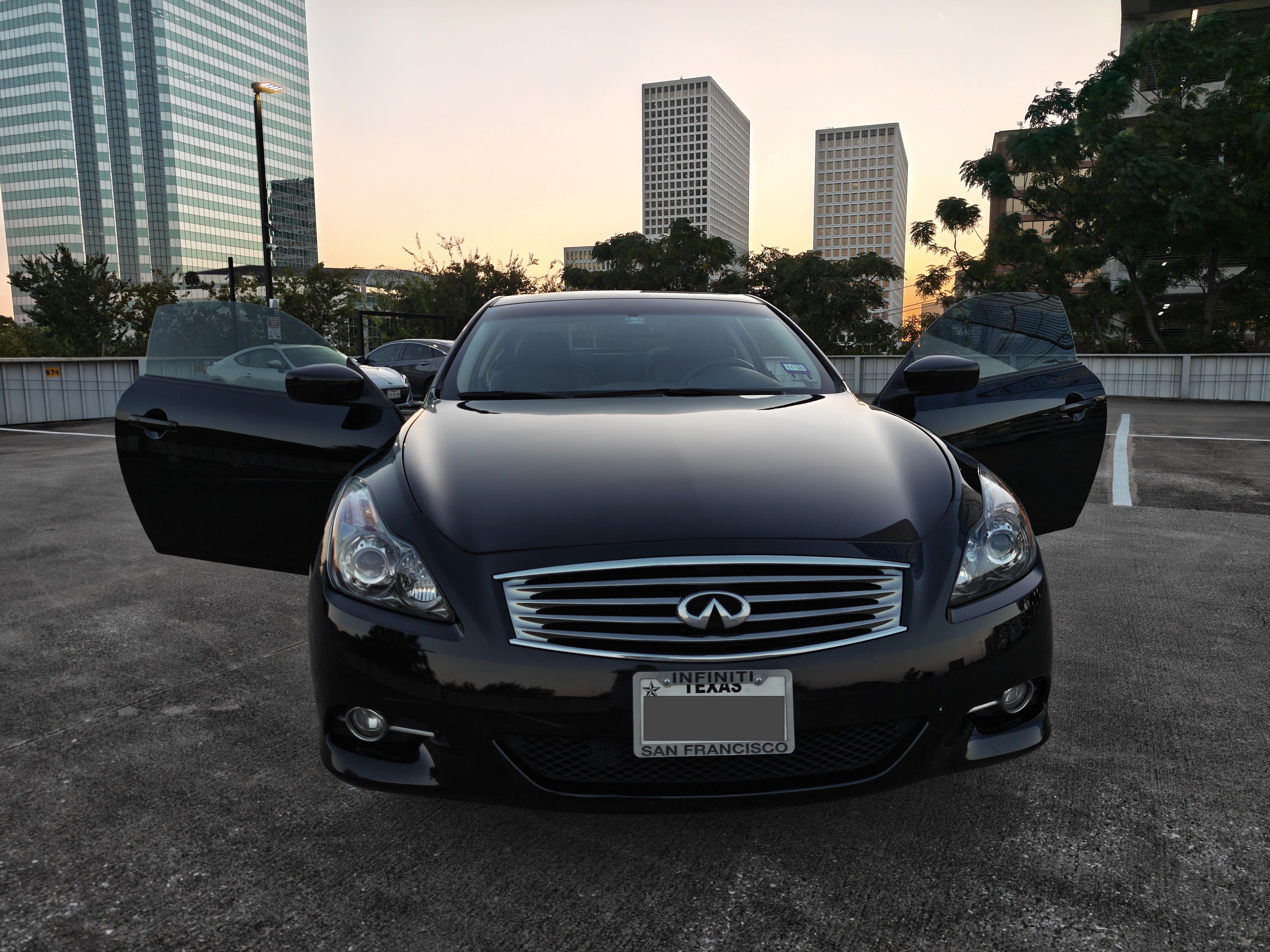 Used 2013 INFINITI G37 Journey w/ Premium Pkg RWD image 1