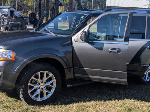 Used 2017 Ford Expedition Limited image 15