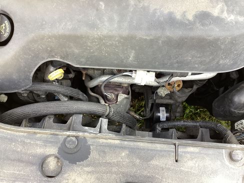 Used 2013 Dodge Avenger SE image 30