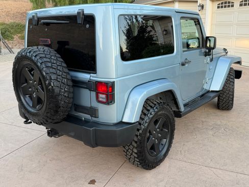 Used 2012 Jeep Wrangler Sahara image 12