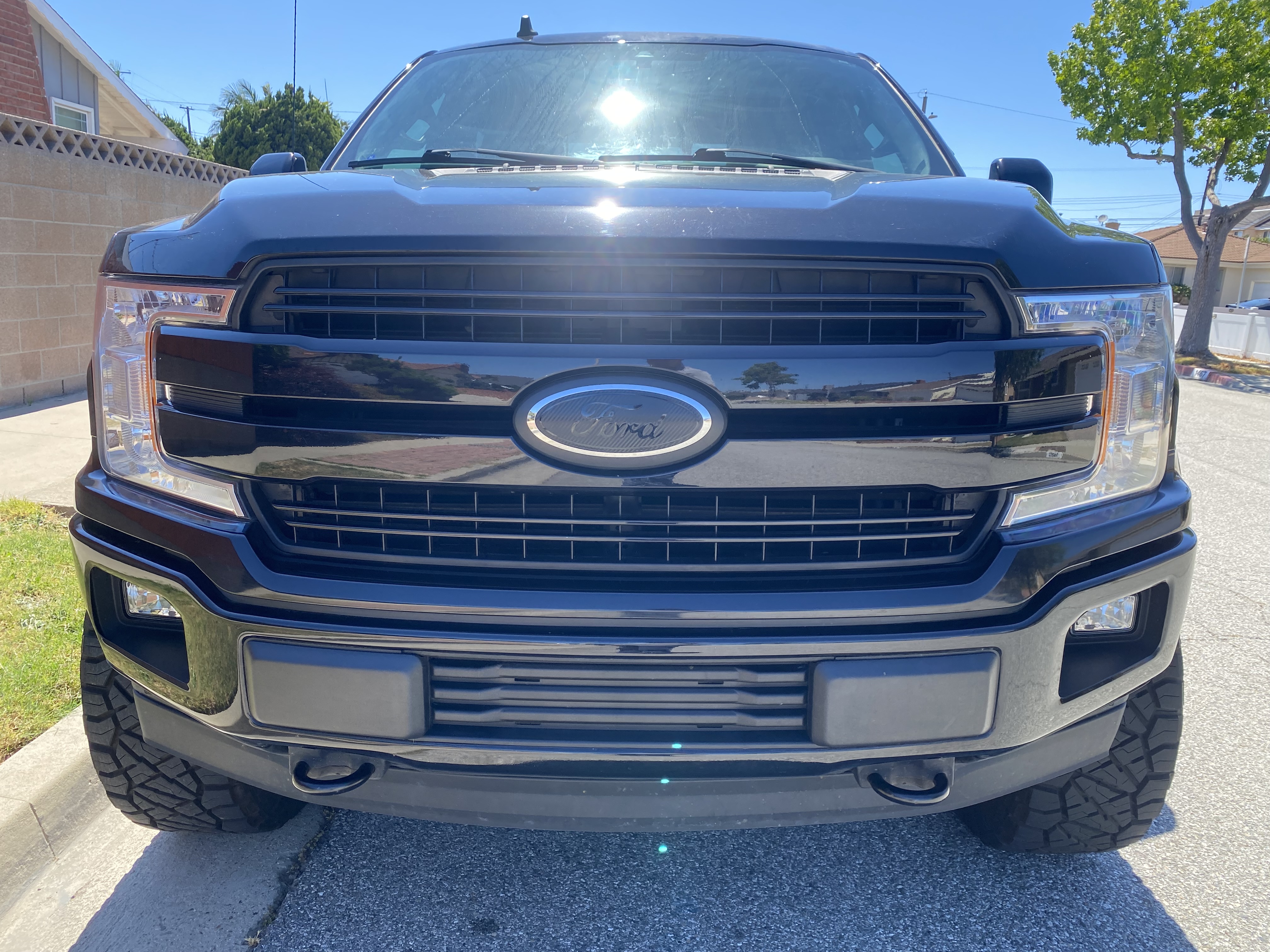 Used 2019 Ford F150 Lariat AWD/4WD image 6
