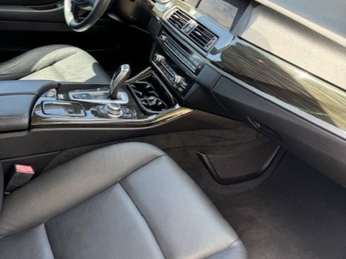 Used 2013 BMW 528i Sedan image 13