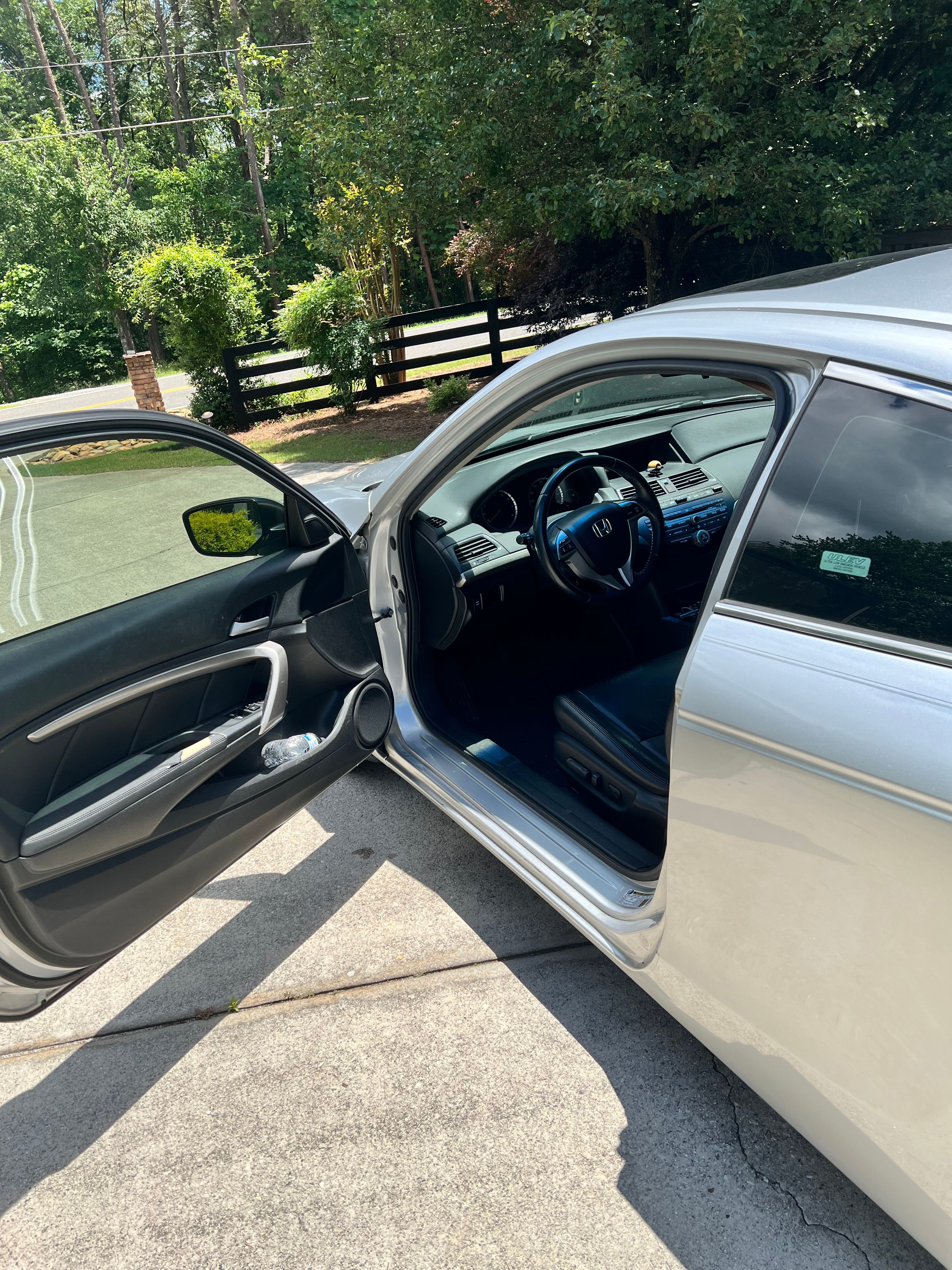 Used 2009 Honda Accord EX-L image 10