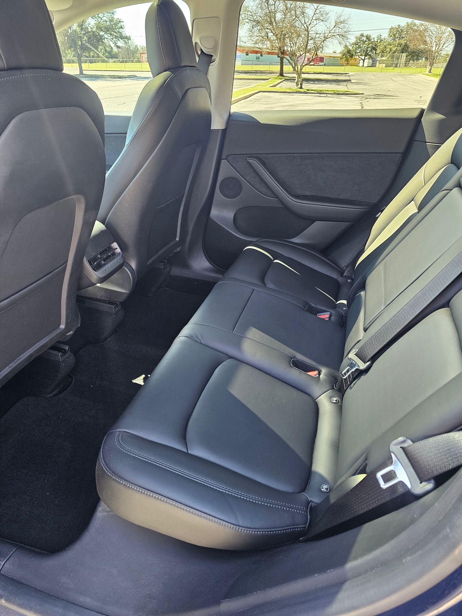 Used 2021 Tesla Model Y Long Range AWD/4WD image 8