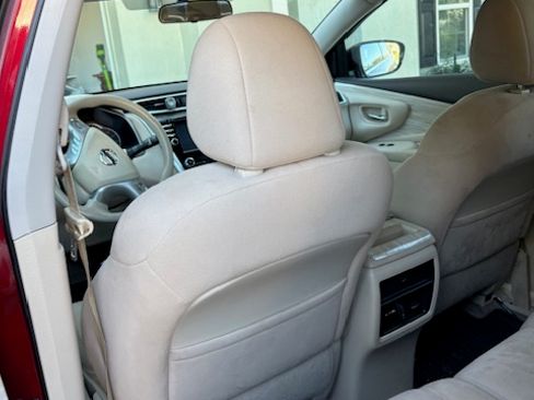 Used 2015 Nissan Murano S w/ Navigation Package image 5