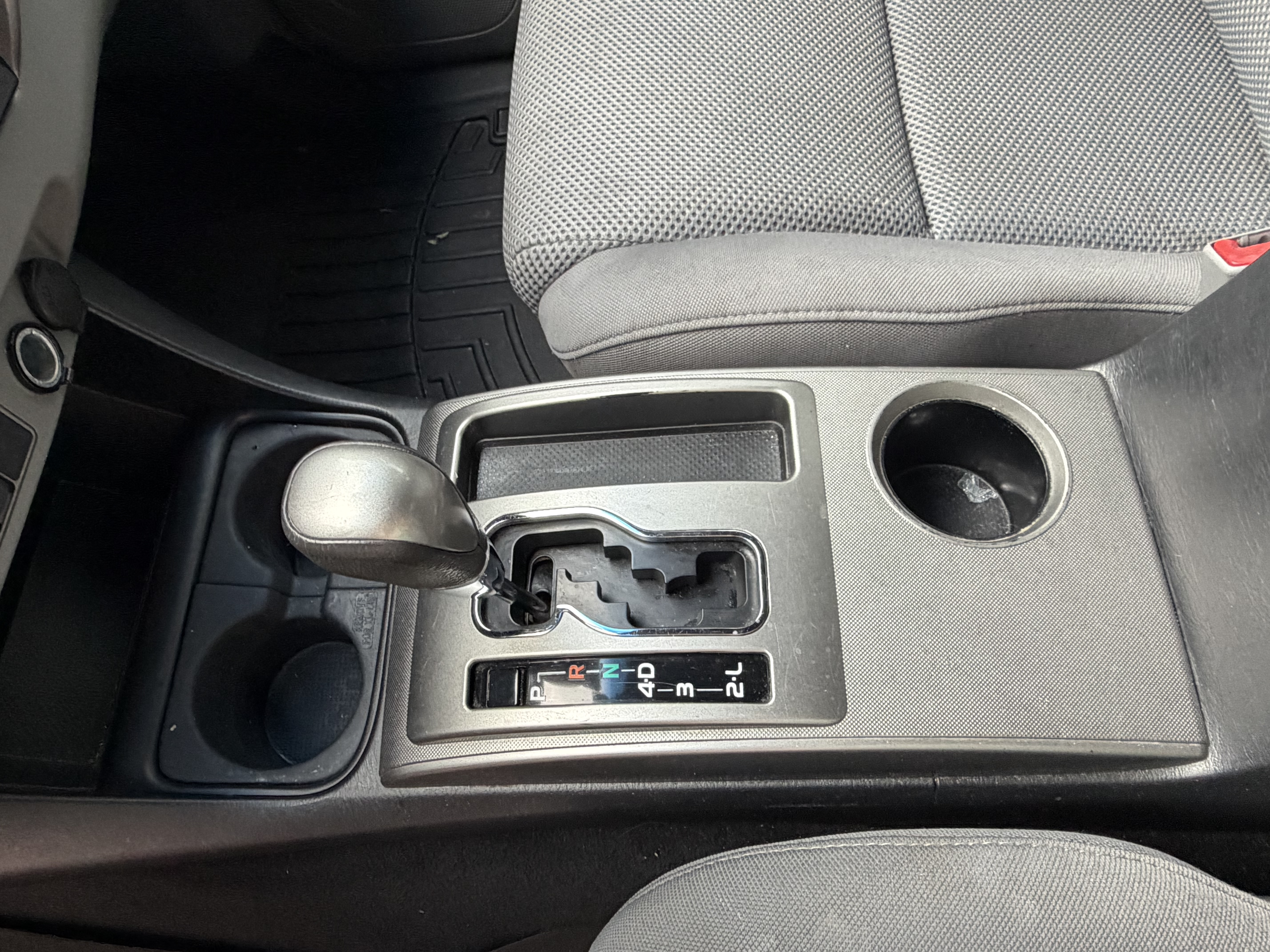 Used 2015 Toyota Tacoma PreRunner w/ TRD Sport Package RWD image 9