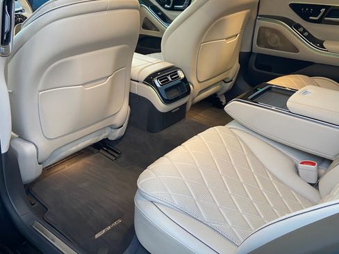 Used 2021 Mercedes-Benz S 580 4MATIC Sedan w/ AMG Line image 6