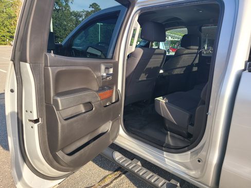 Used 2019 Chevrolet Silverado 3500 LT w/ All-Star Edition image 11