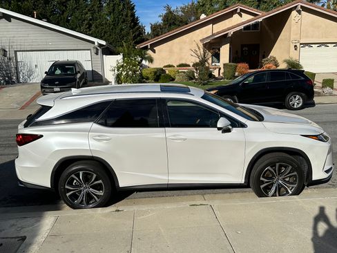 Used 2021 Lexus RX 350L FWD w/ Premium Package image 4