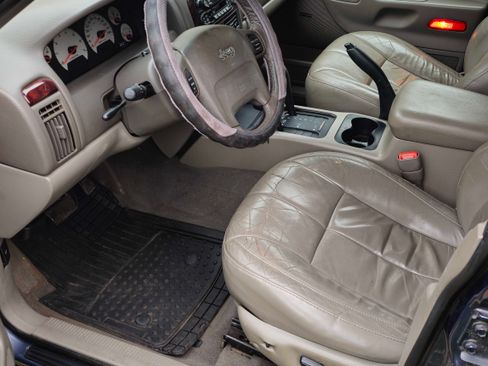 Used 2001 Jeep Grand Cherokee Limited image 10