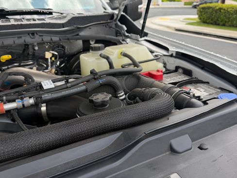 Used 2025 Ford F250 Lariat w/ Tremor Off-Road Package AWD/4WD image 17