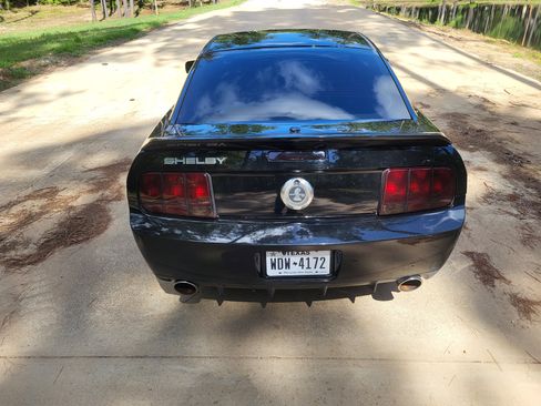 Used 2009 Ford Mustang Shelby GT500 image 4