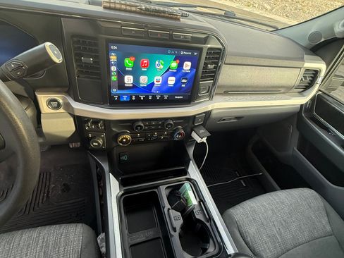 Used 2023 Ford F250 XLT w/ XLT Premium Package AWD/4WD image 14